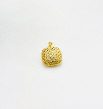 22K Gold Floral Pendant
