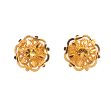 18k Gold Traditional Studs