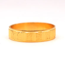 22K Gold Band