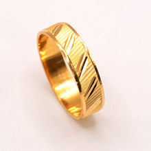22K Gold Band