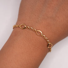 18K Designer Gold Bracelets