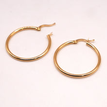 18K Gold Hoop Earrings