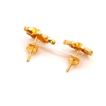 22K Gold Studs