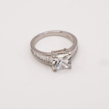 Silver Solitare Ring