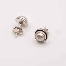 Silver Pearl Earrings