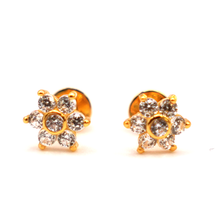 18K Gold Studs