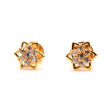 18K Gold Studs