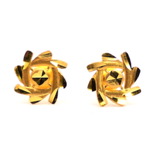18K Gold Studs