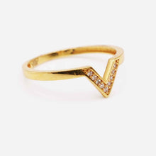 21K Gold V Shape Ring