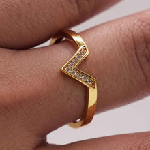 21K Gold V Shape Ring