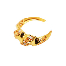22k Gold Floral Ring