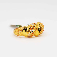 22k Gold Floral Ring