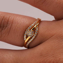 22K sleek Zirconia Gold Ring