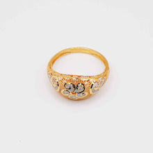 22K Gold Floral Ring
