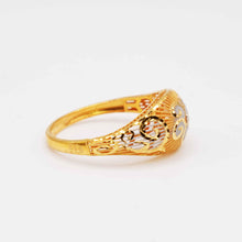 22K Gold Floral Ring