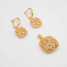 22K Floral Pendant Set