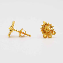22k Gold Traditional Studs