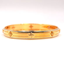 22K Gold Bangle