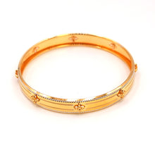 22K Gold Bangle