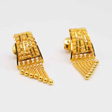 22k Gold Traditional Drop Studs