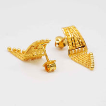 22k Gold Traditional Drop Studs