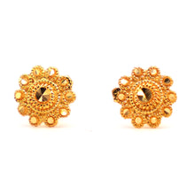 18K Gold Traditional Studs