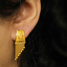 22k Gold Traditional Drop Studs