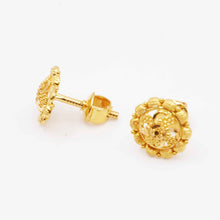 22k Gold Traditional Studs