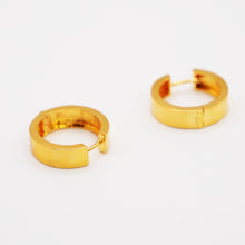 22K Gold Huggie Hoop Earrings