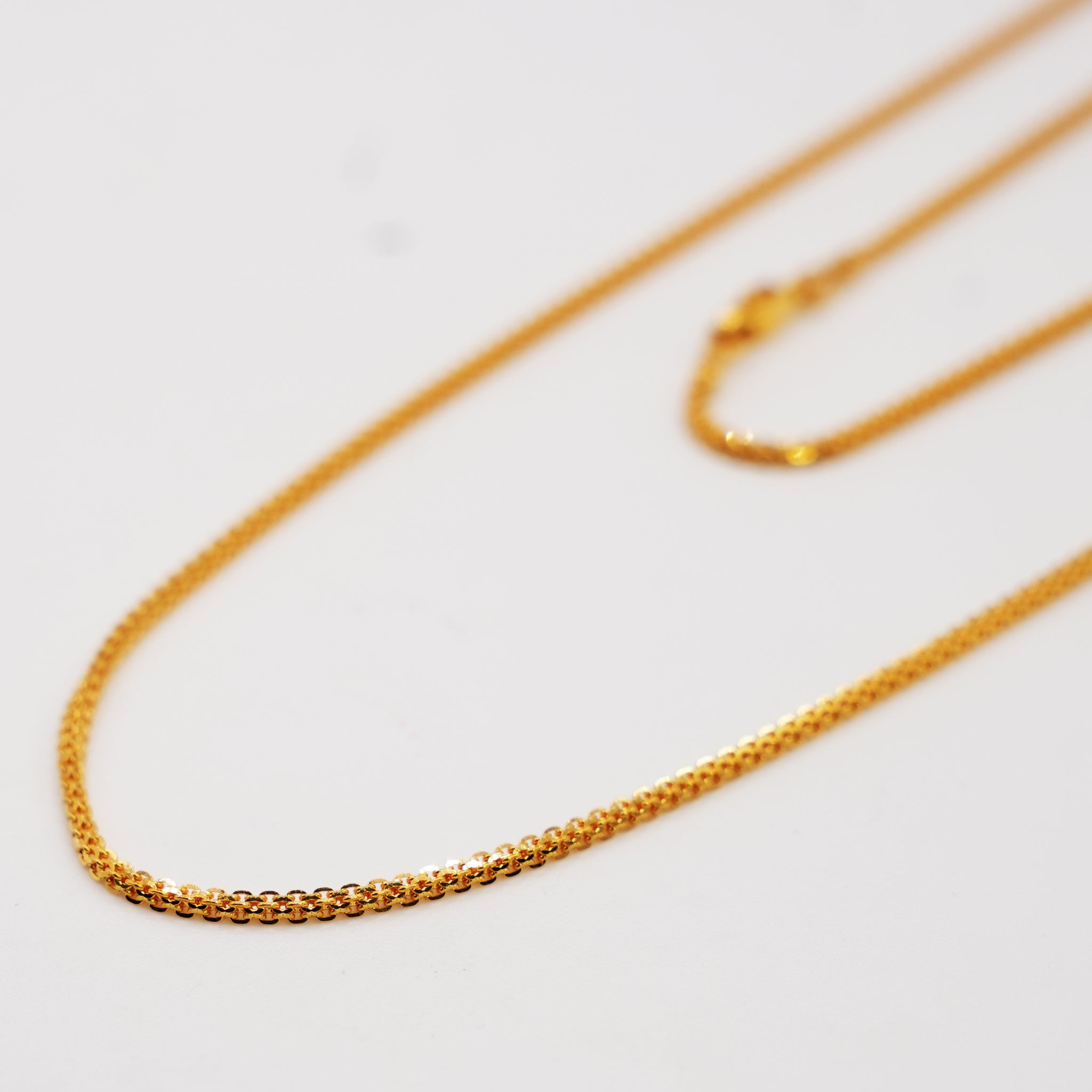 22K Gold Round Traditional Chain