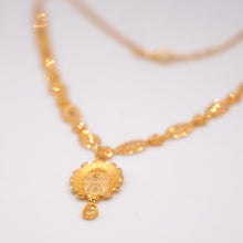 22K Gold Floral Design Set