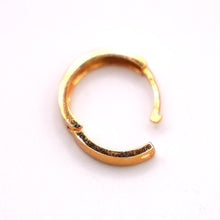18K Huggie Style Plain Gold Hoops