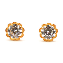 18K Gold Studs