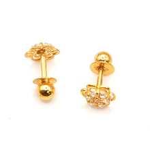 18K Gold Studs