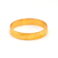 22K Gold Band