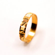 22K Gold Band