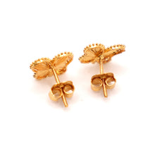 22K Gold Studs