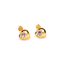 18k Gold Heart Earrings