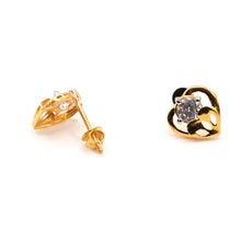 18k Gold Heart Earrings
