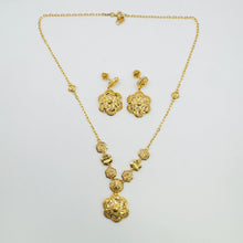 22K Gold Floral Style Set with drop Earrings