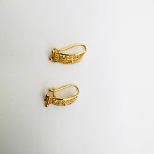 22K Gold Traditional Earrings