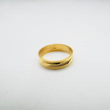 22K Gold Band