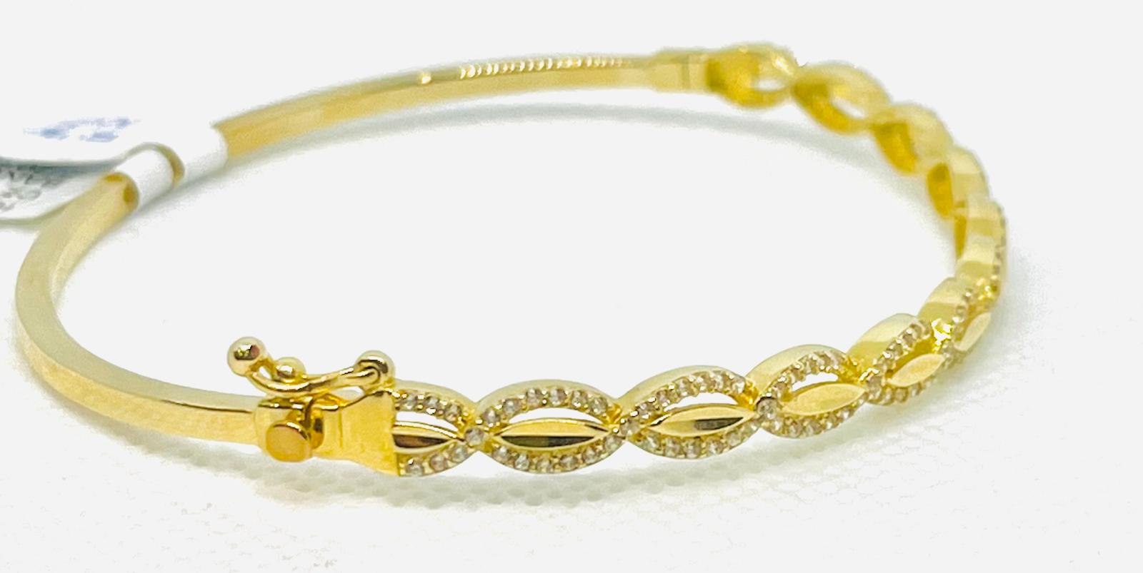 10K Gold Bangle