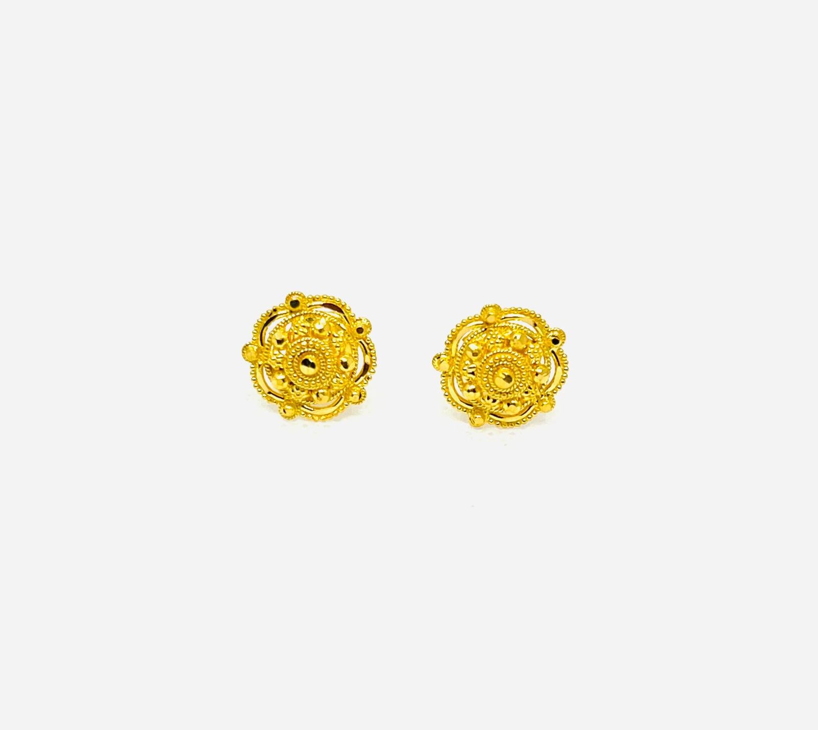 22K Gold Traditional Studs