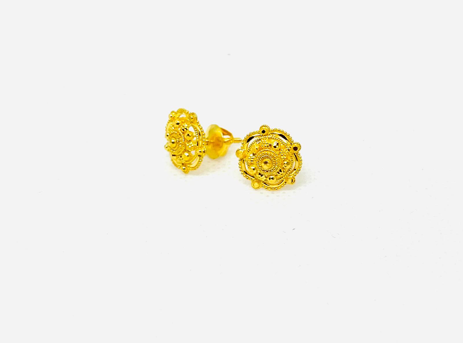 22K Gold Traditional Studs