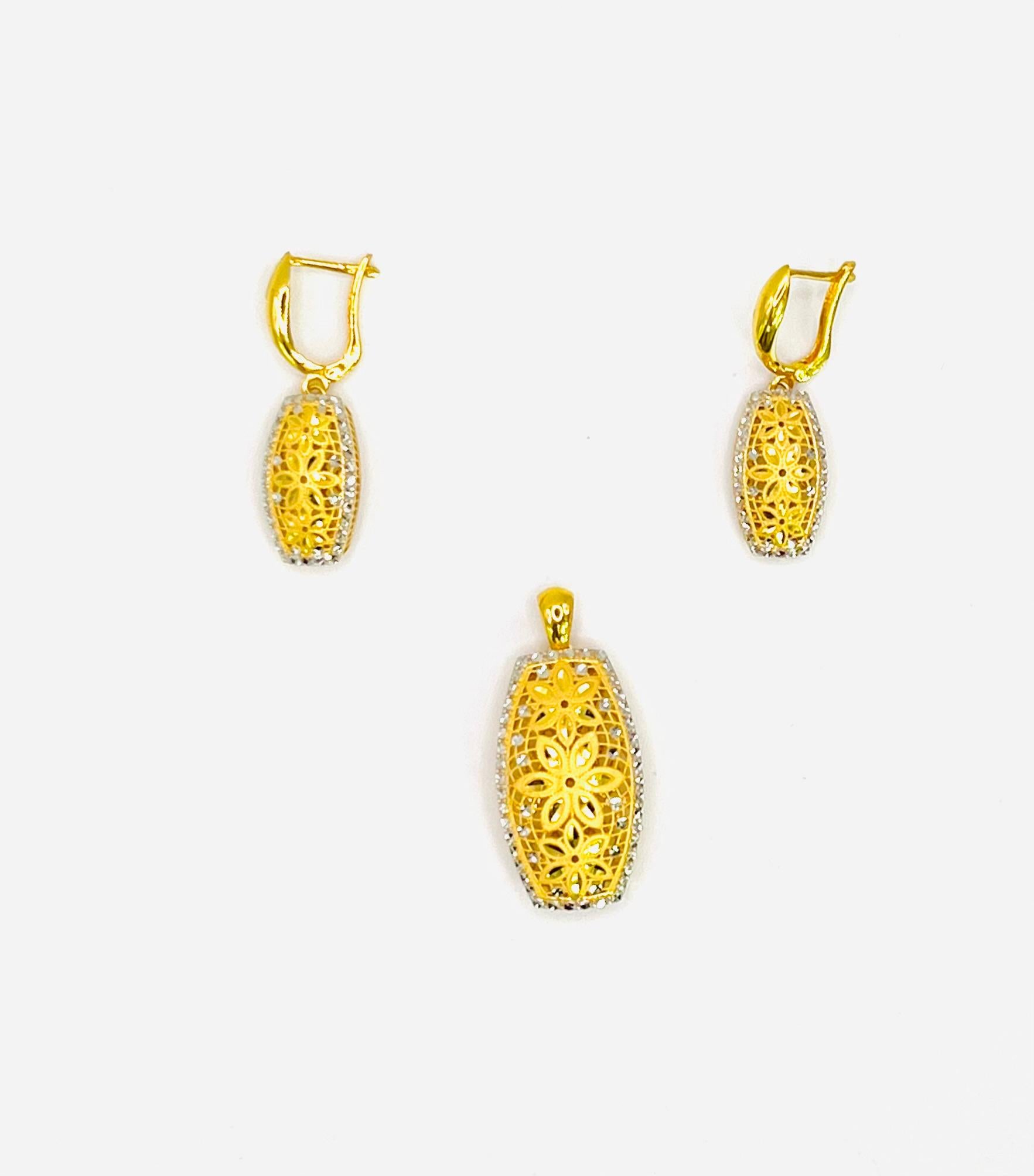 22k Gold Pendant set