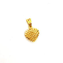 22k Gold Pendant