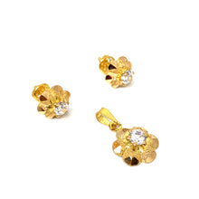 22k Gold Pendant Set