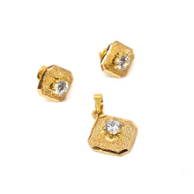 22k Gold Pendant Set