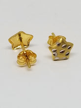 22k Gold Star Studs